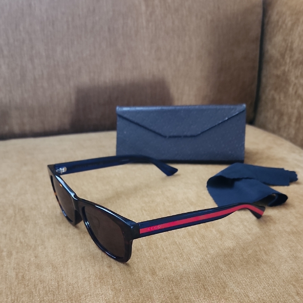 Gucci Sunglasses with Red Stripe